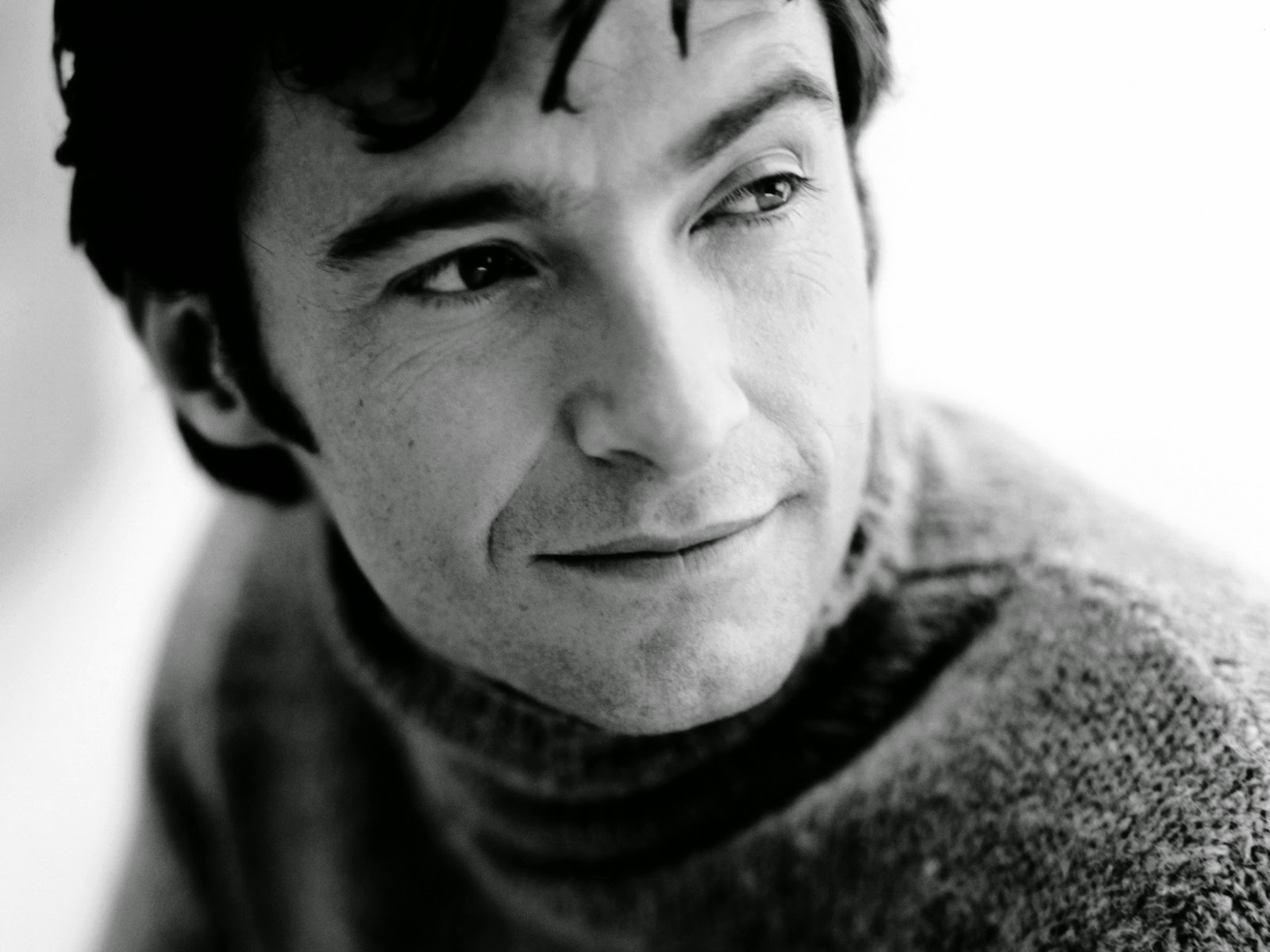 Hugh Jackman Wolverine Wallpaper - Hugh Jackman - HD Wallpaper 