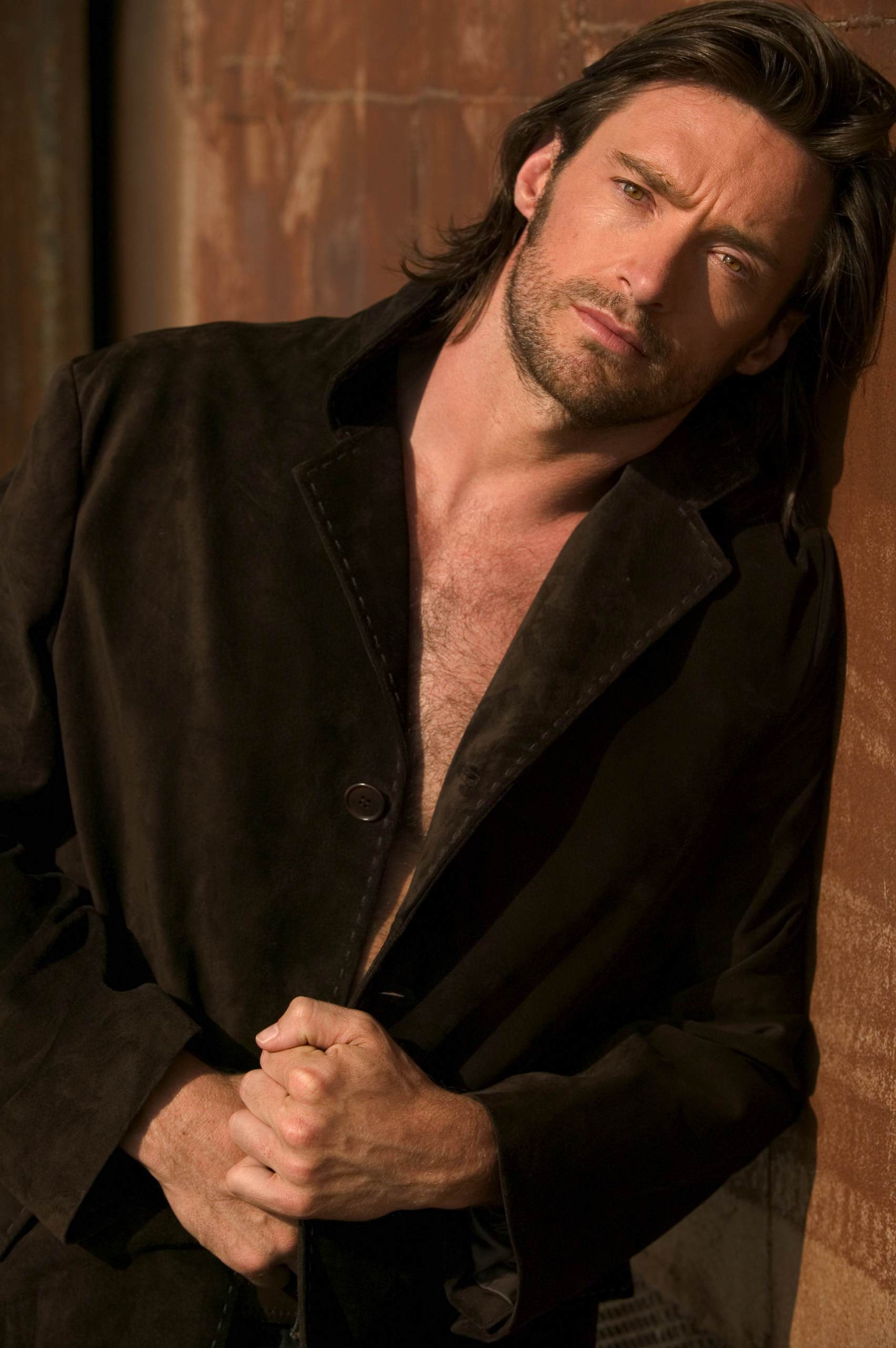 Hugh Jackman - Hugh Jackman Long Hair - HD Wallpaper 