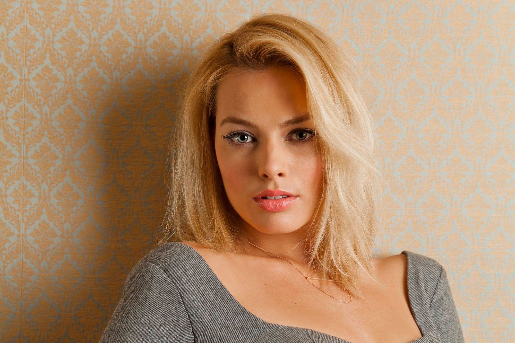 Emma Mackey And Margot - 2000x1333 Wallpaper Emma Mackey And Margot - 2000x1333 Wallpaper