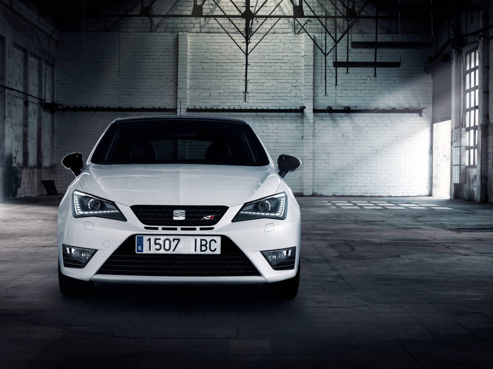 2013 Seat Ibiza Cupra Thumbnail Image - Seat Ibiza Cupra 2012 - HD Wallpaper 