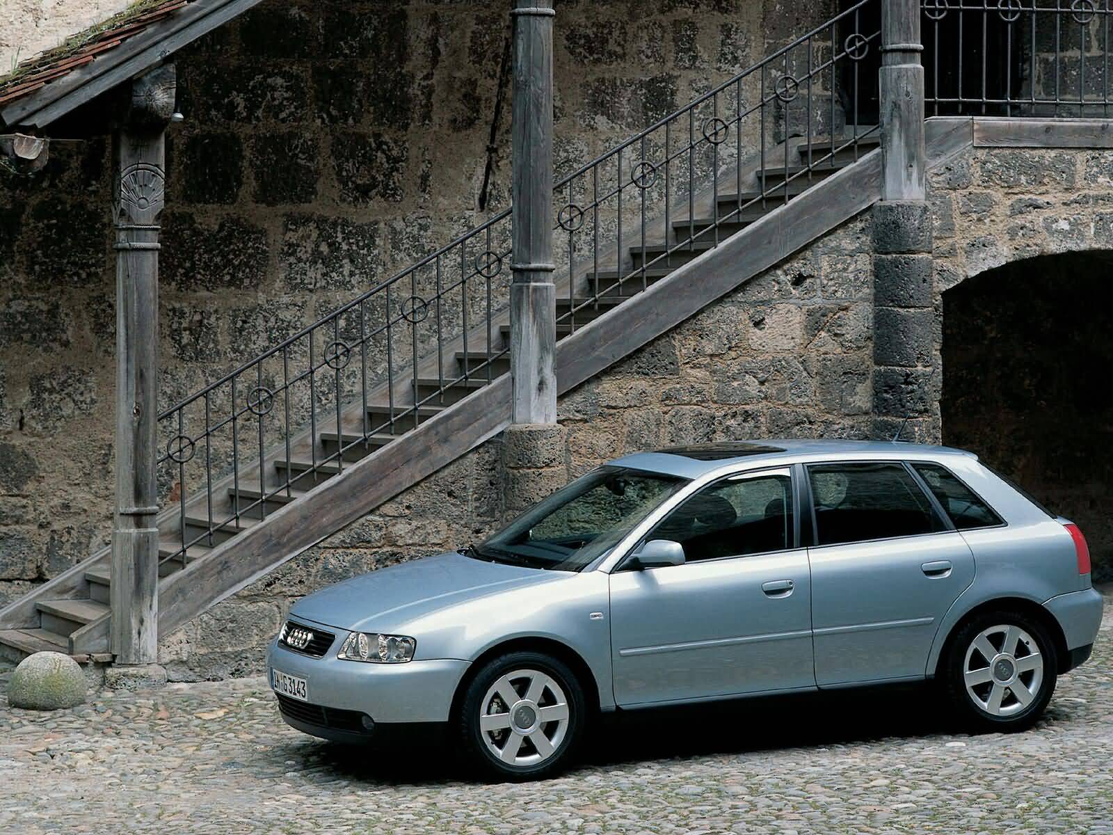 Wonderful Left Side View Of Silver Audi A3 Car - Audi A3 1999 Model - HD Wallpaper 