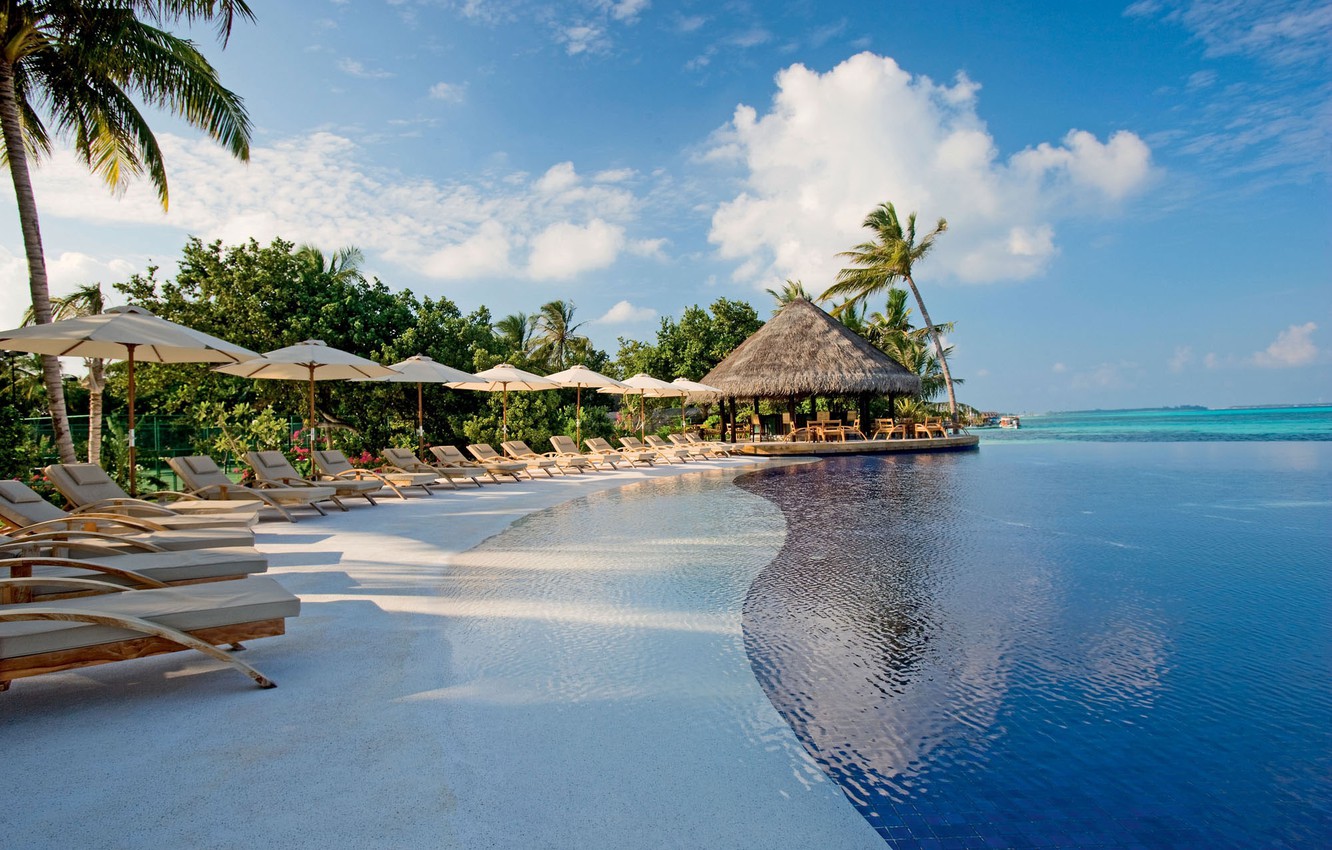 Photo Wallpaper Pool, Ocean, Vacation, Palms, Resort, - Maldives Sunny Side Of Life - HD Wallpaper 