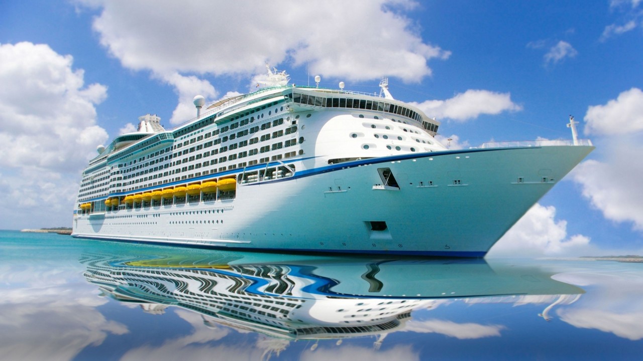 Hd Wallpaper Big Cruise Ship - Labadee - HD Wallpaper 