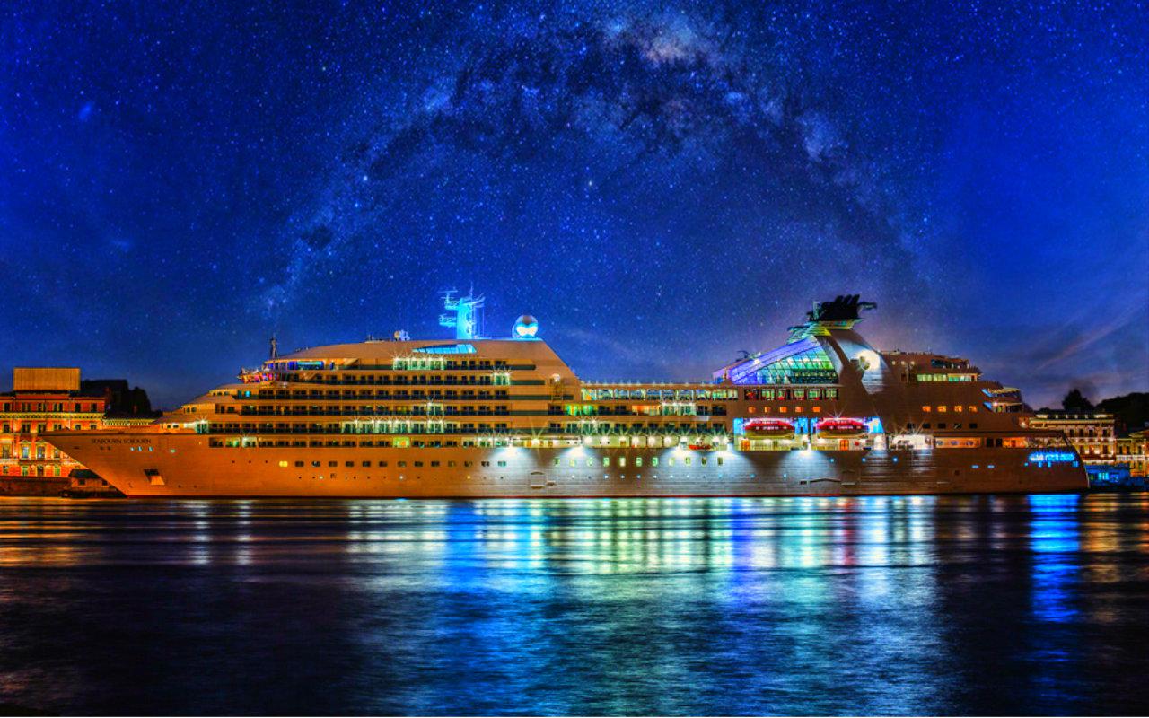 Cruise Ship High Quality - HD Wallpaper 