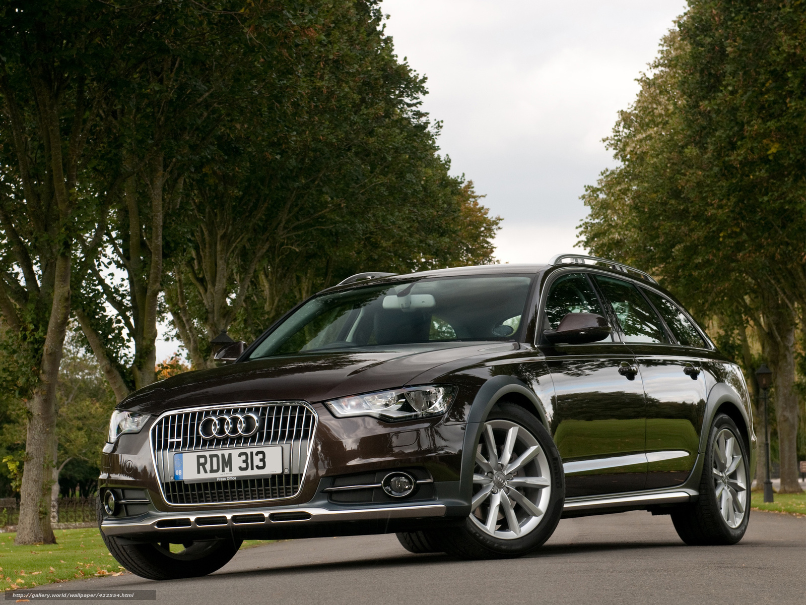 Download Wallpaper Audi, A6, Allroad, Touring Free - Audi Allroad S4 - HD Wallpaper 