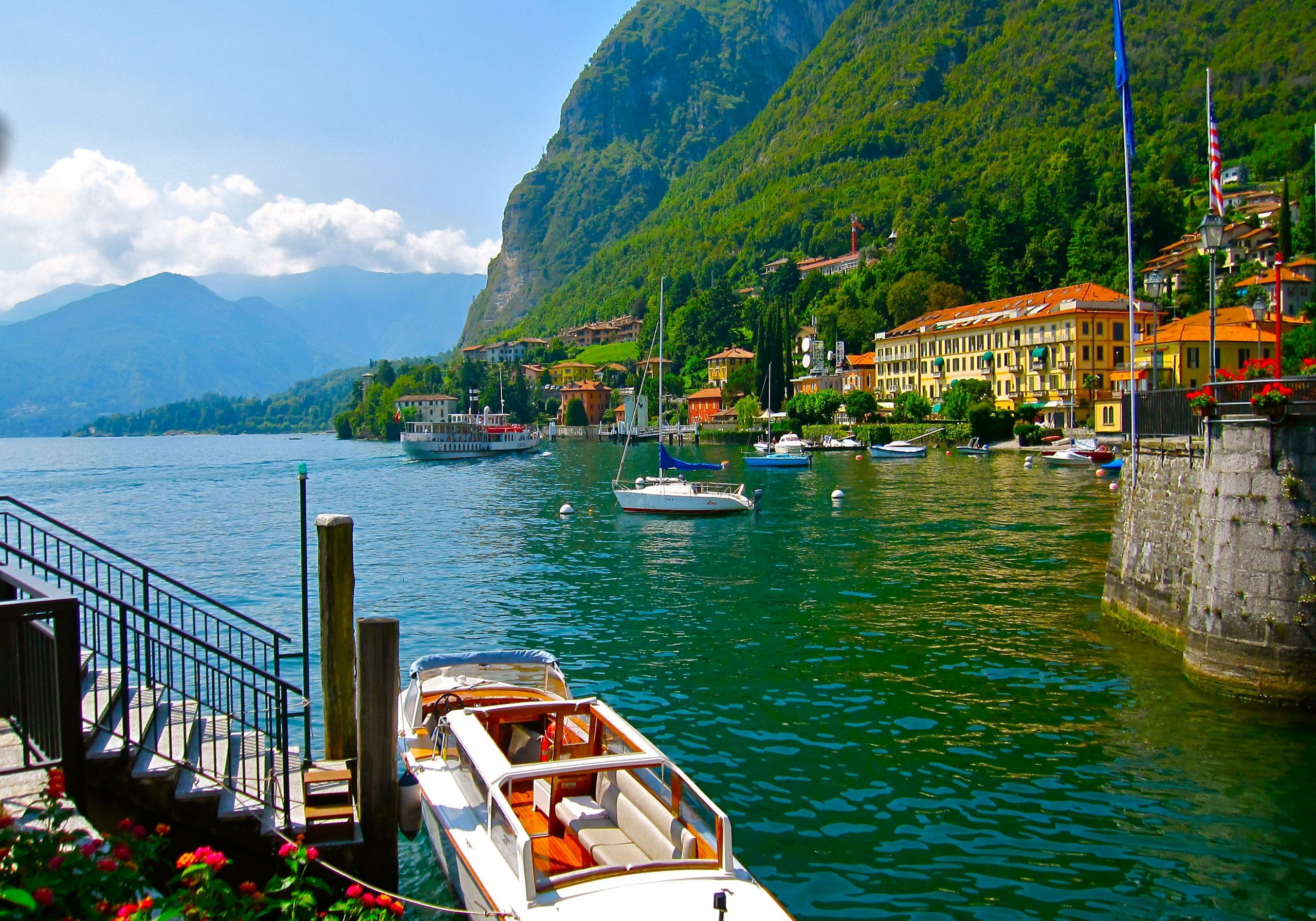 Lake Como Cruise Wallpaper Hd - Time In Lake Como Italy - HD Wallpaper 