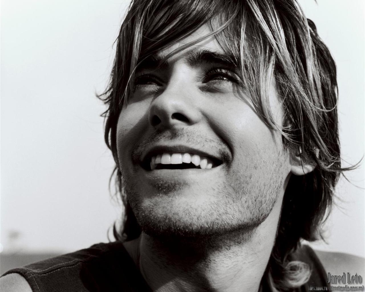 Jared Leto Y Zac Efron - HD Wallpaper 