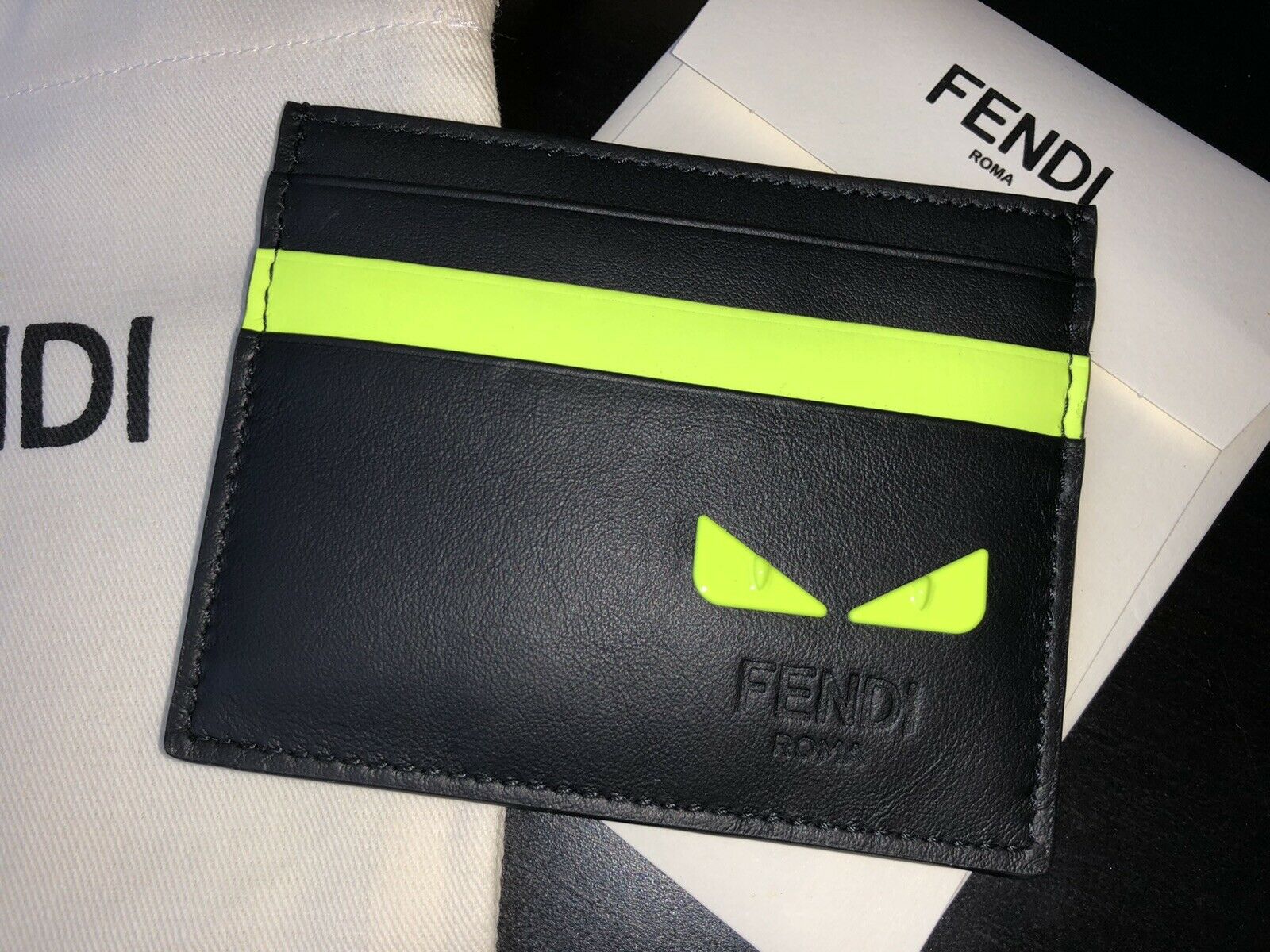 Wallet - HD Wallpaper 