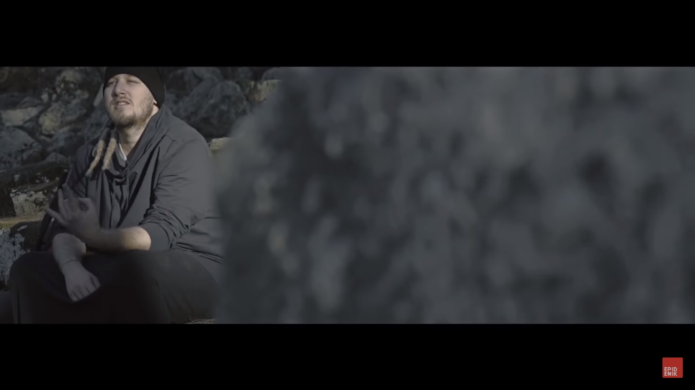 Batman And Catwoman Background - HD Wallpaper 