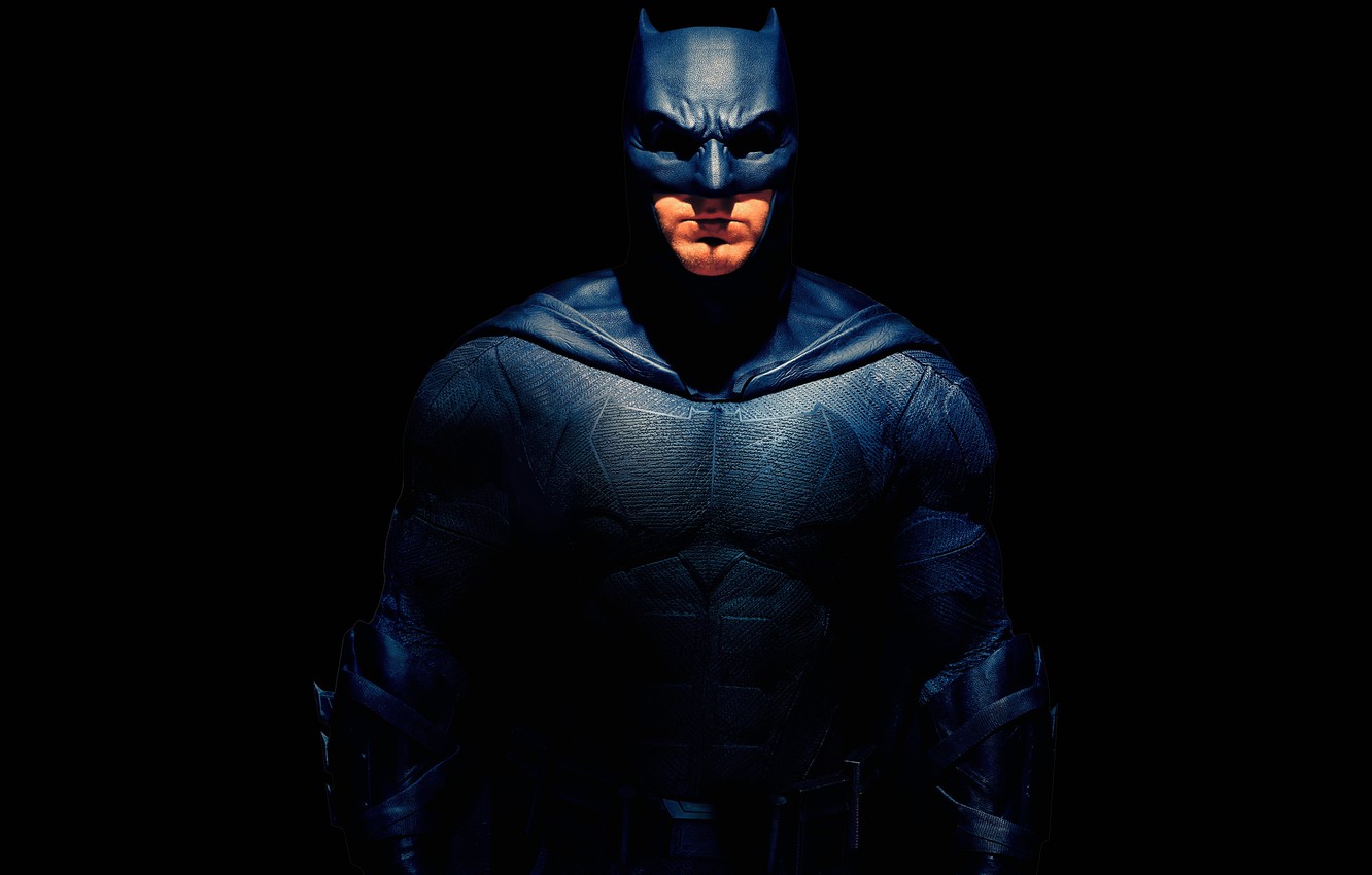 Photo Wallpaper Mask, Costume, Black Background, Batman, - Superman Justice League Poster Alex Ross - HD Wallpaper 