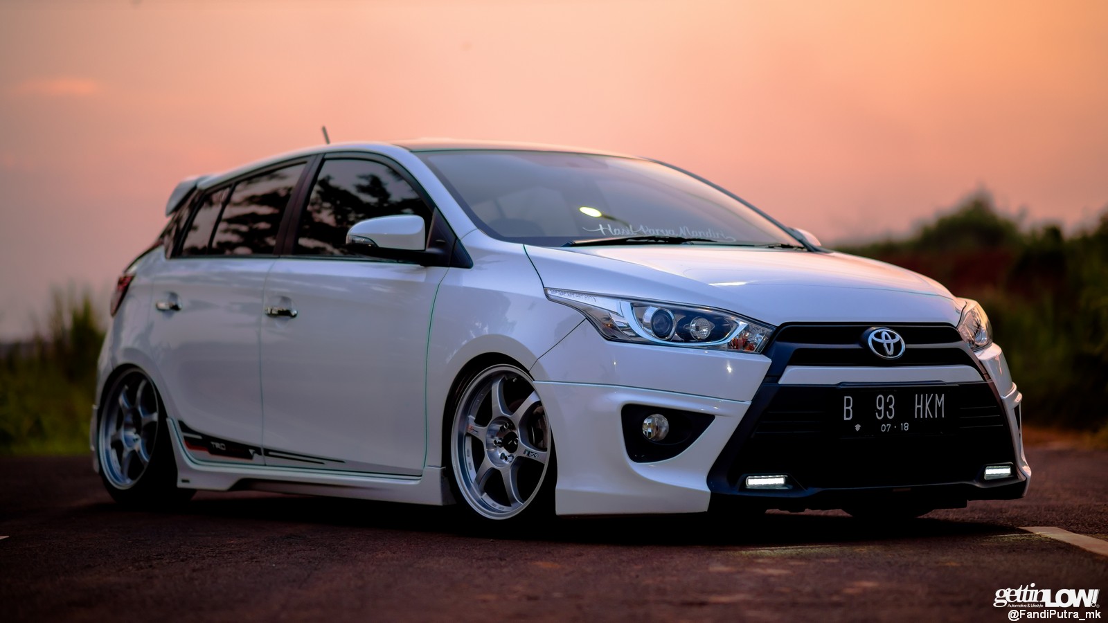 Toyota Yaris 2014 Modifikasi - HD Wallpaper 
