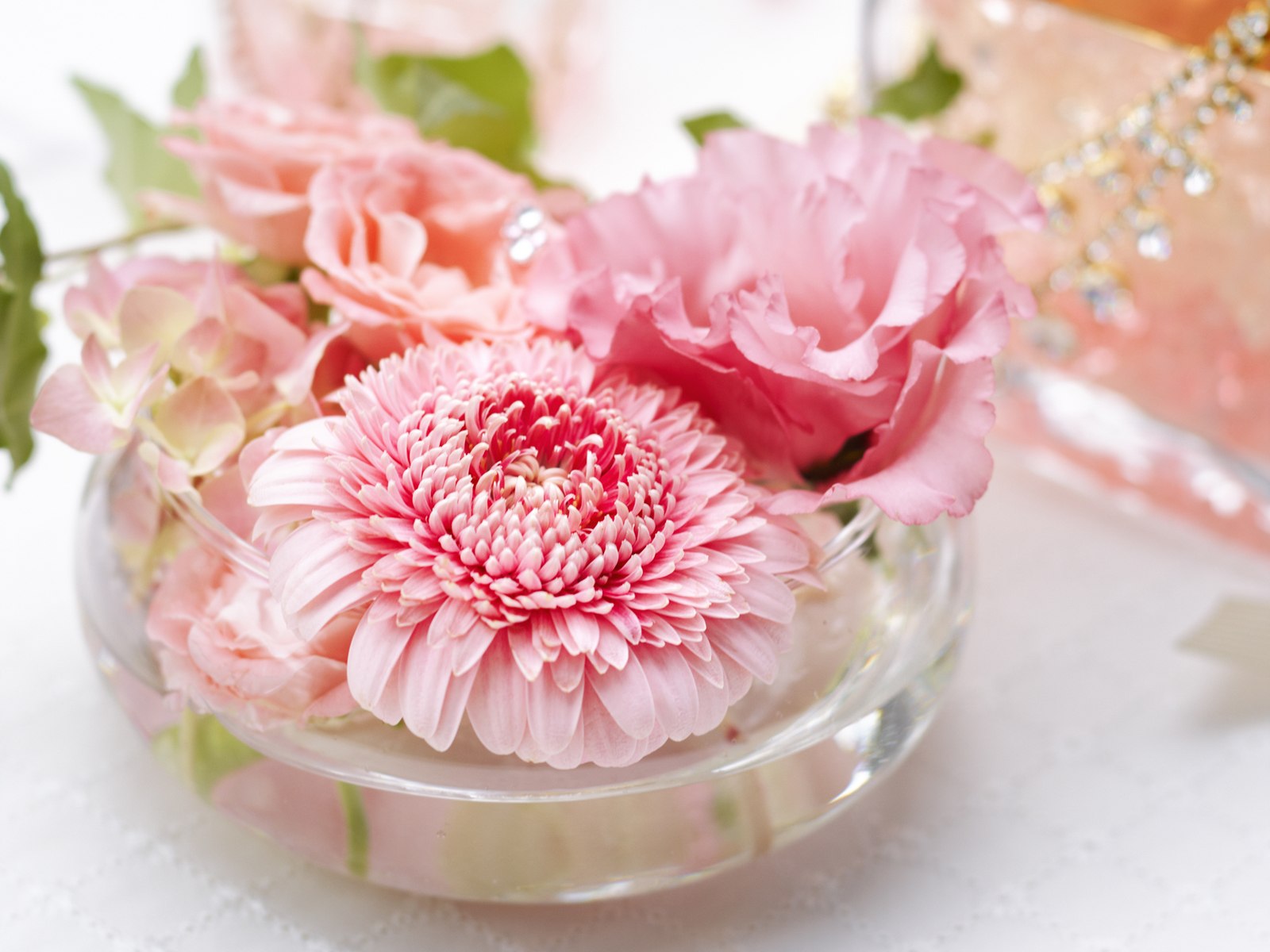 Beautiful Artificial Flowers For Interior Decoration - Flower - HD Wallpaper 
