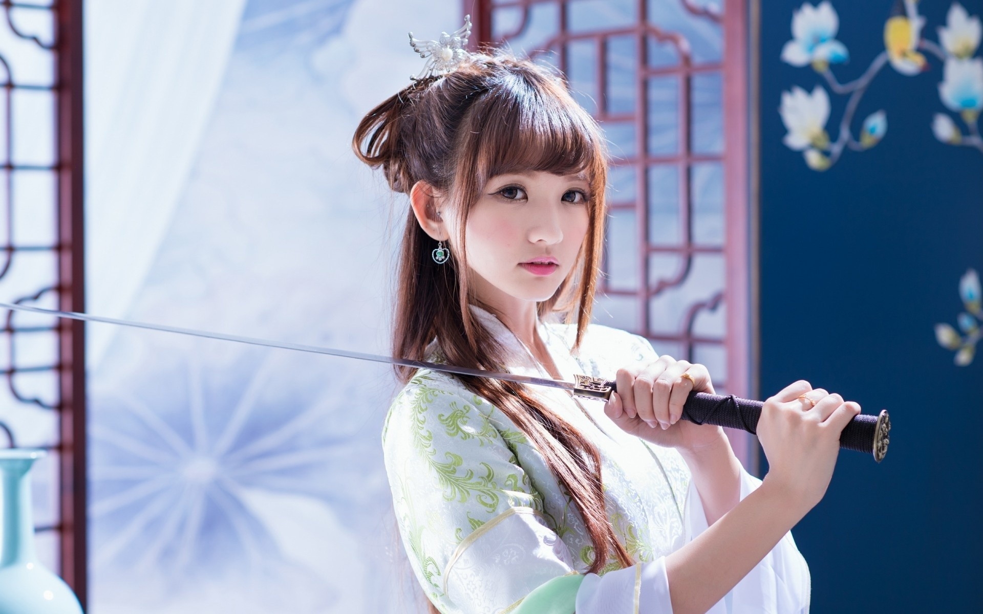 Japanese Women, Katana, Kimono, Open Mouth, Asian Women, - Chinese Girl With Sword - HD Wallpaper 