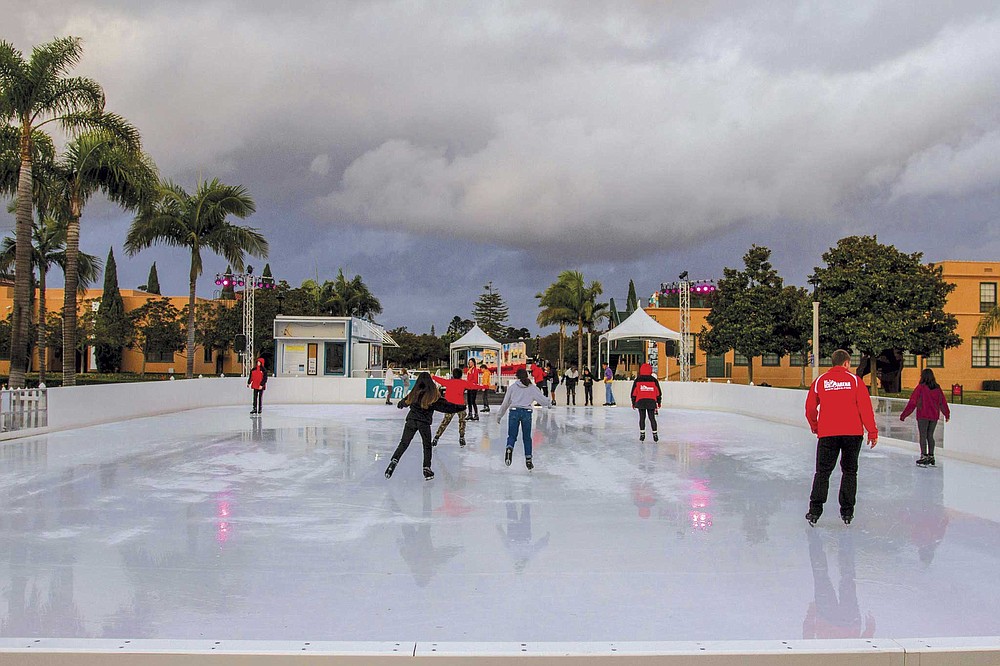 Liberty Station Ice Skating 2019 1000x666 Wallpaper teahub.io