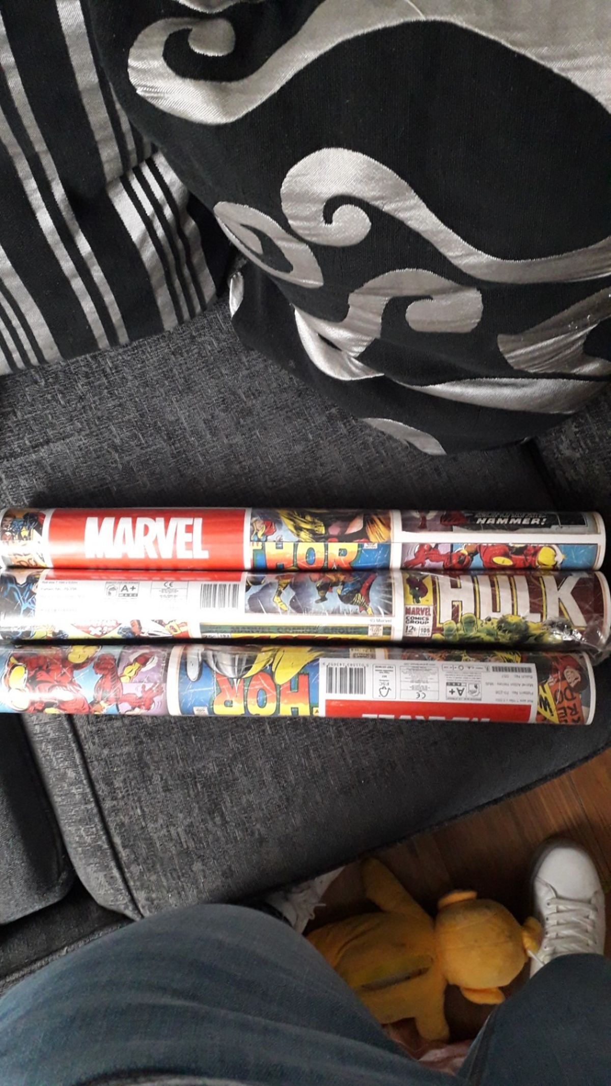 3 Rolls Of Avengers Wallpaper Unopened, Selling As - Book Cover - HD Wallpaper 