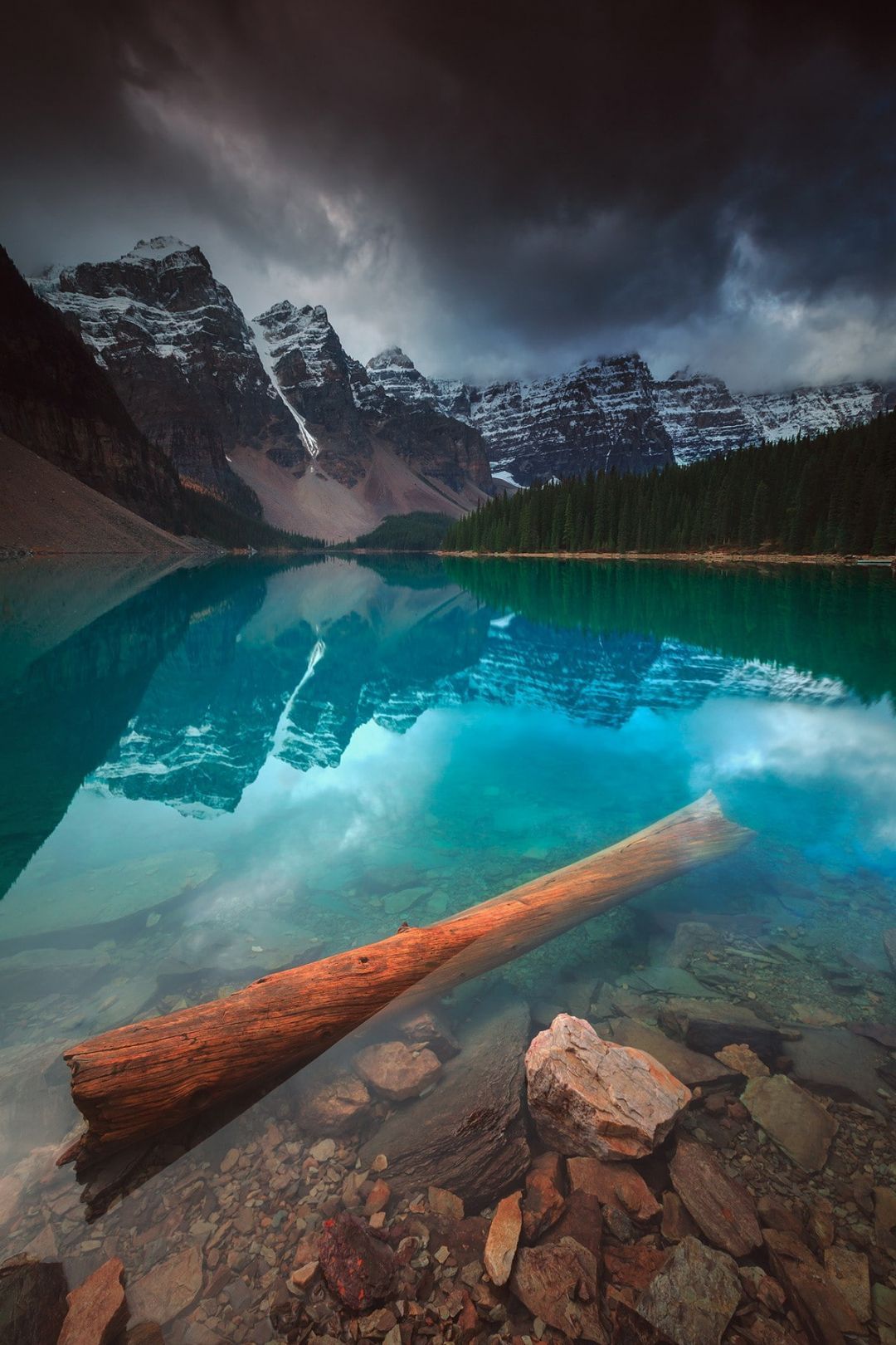 Moraine Lake - HD Wallpaper 