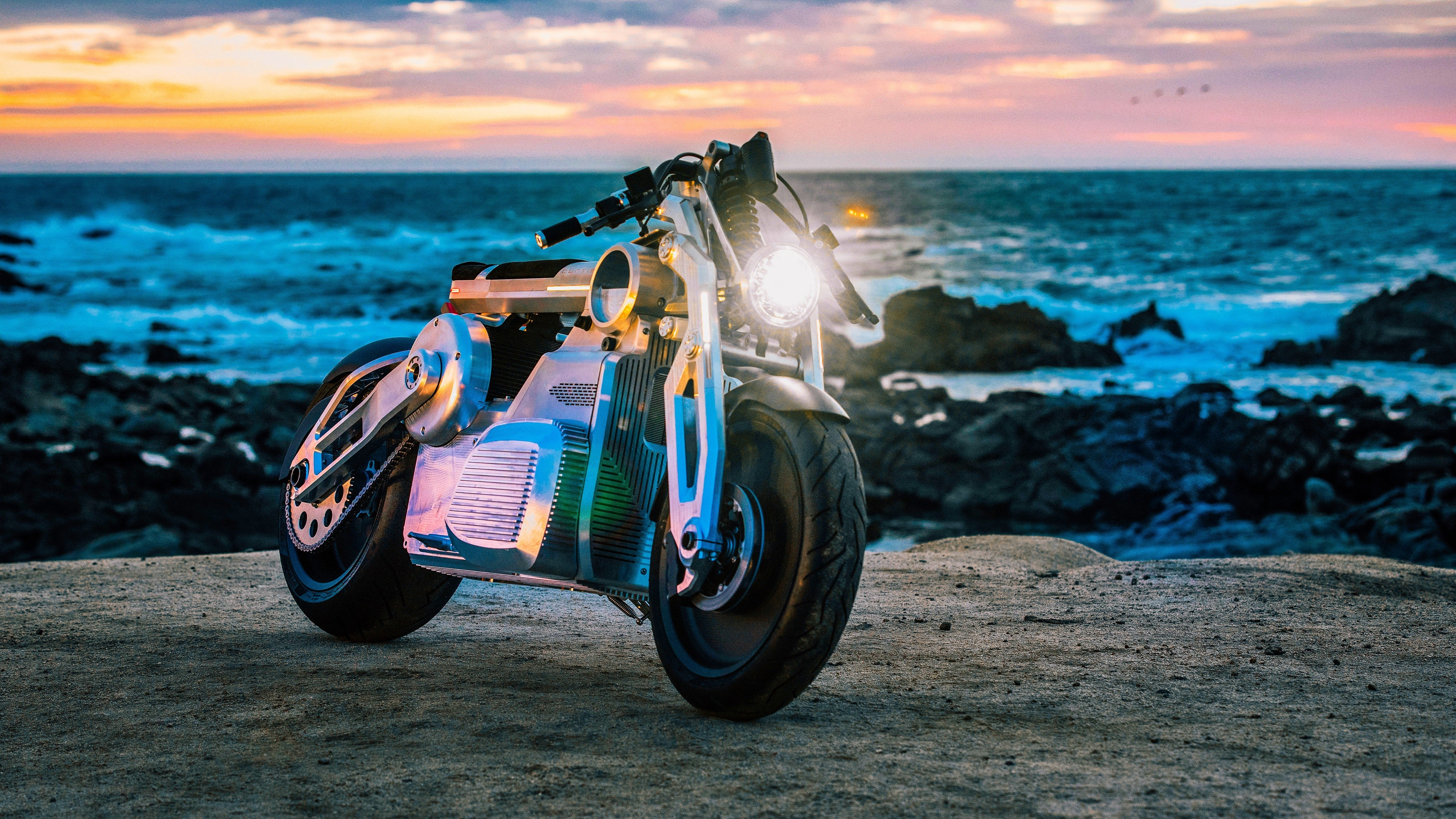 5k Wallpaper Of Curtiss Zeus Concept Bike - Motorcycle By The Sea Hd - HD Wallpaper 