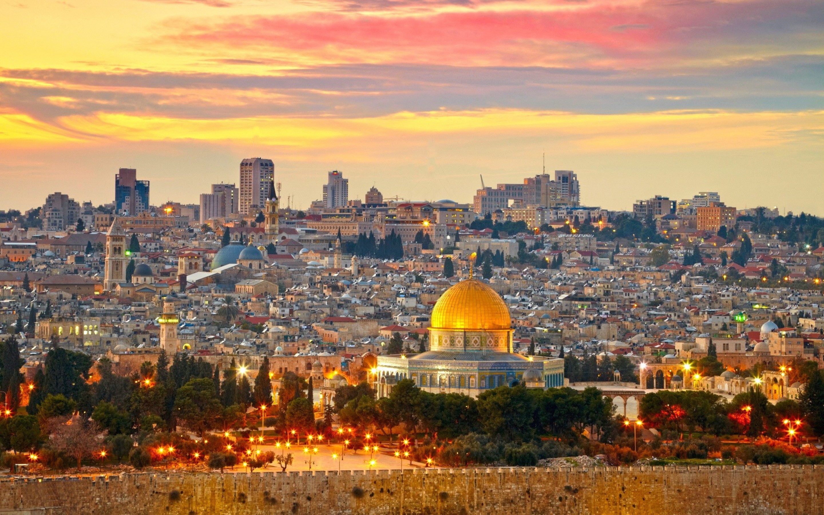 Macbook Pro - Holy Land - HD Wallpaper 