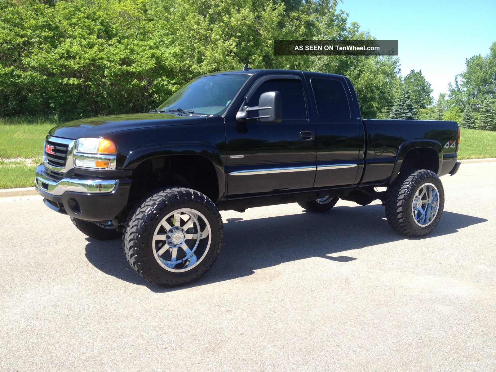 2006 Gmc Sierra 2500 Lifted - HD Wallpaper 