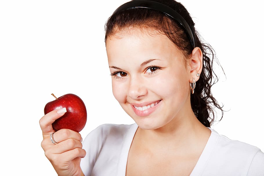 Woman Holding Red Apple Fruit, Cute, Diet, Female, - Girl With Apple Png - HD Wallpaper 