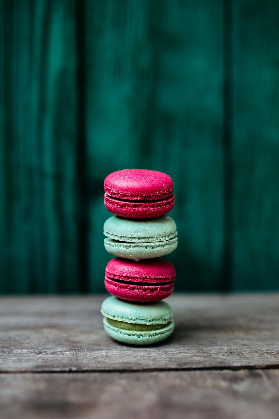Pink & Green Macaroons, Sweet, Food, Tasty, Delicious, - Dessert - HD Wallpaper 