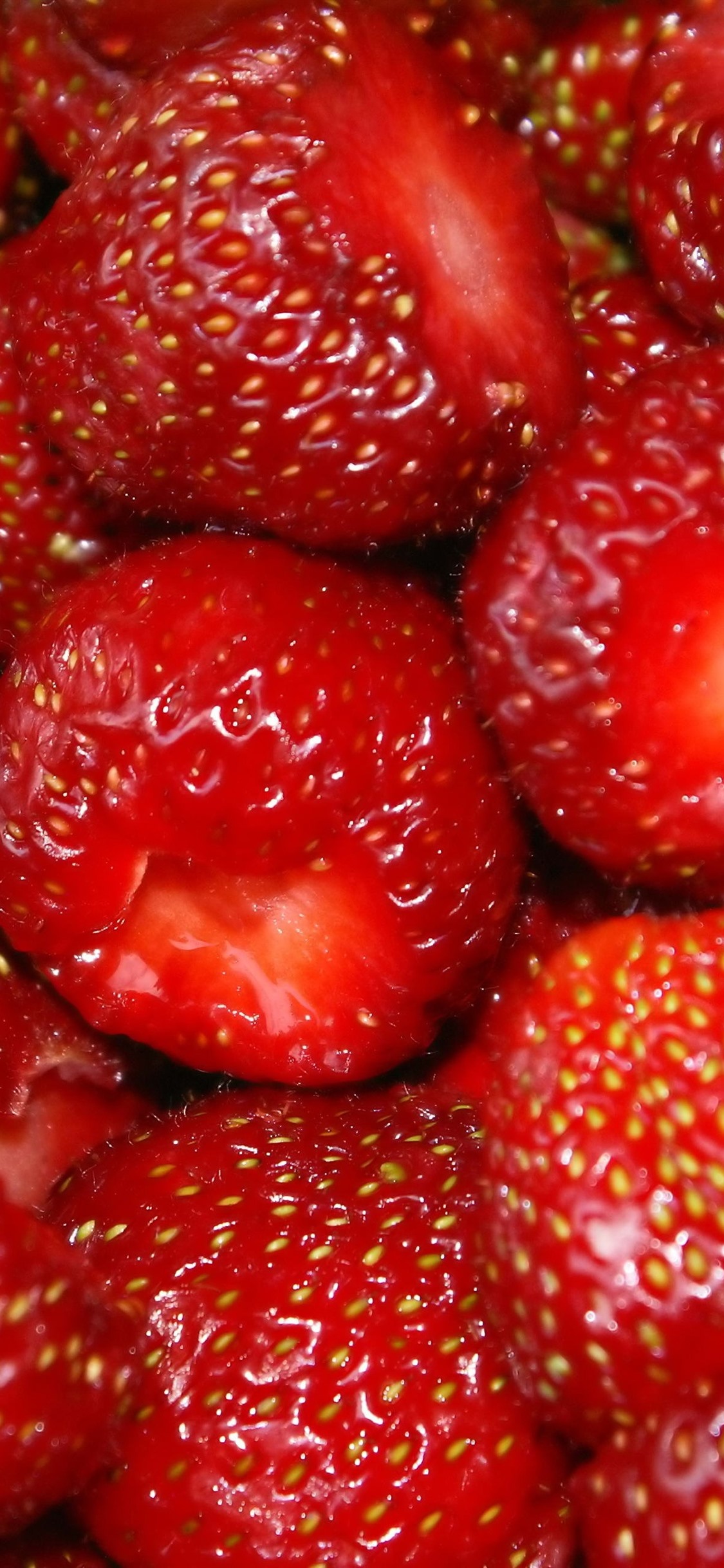 Iphone Wallpaper Delicious Fruit, Ripe Strawberries - Strawberries - HD Wallpaper 