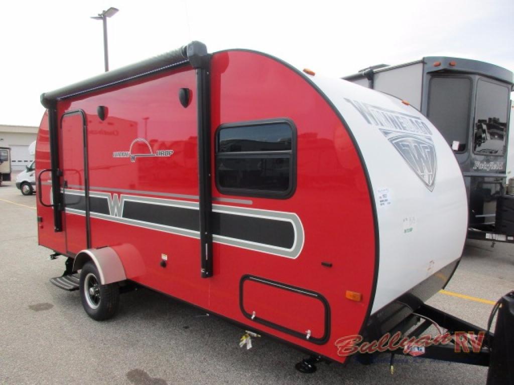 Winnebago Towbles Winnie Drop Travel Trailer Red - Winnebago Towables - HD Wallpaper 