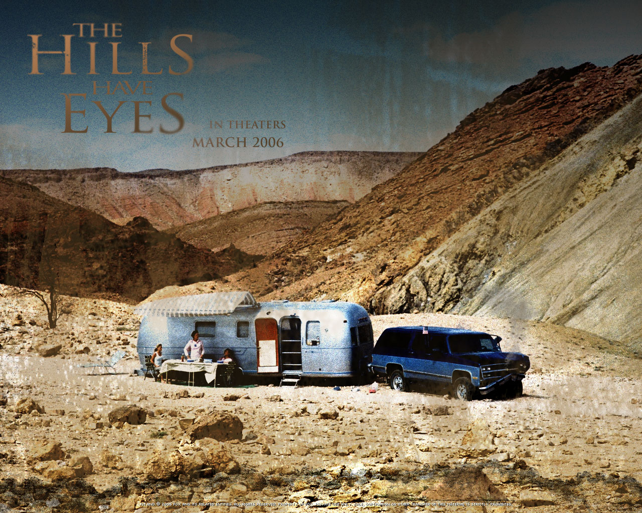Camping In Desert Windows 7 Movies Wallpaper - Hills Have Eyes Desert - HD Wallpaper 