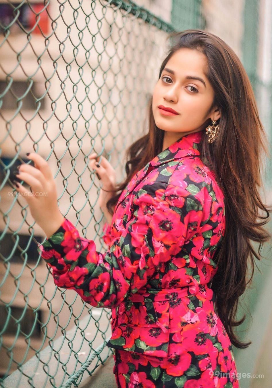 Jannat Zubair Latest New - HD Wallpaper 