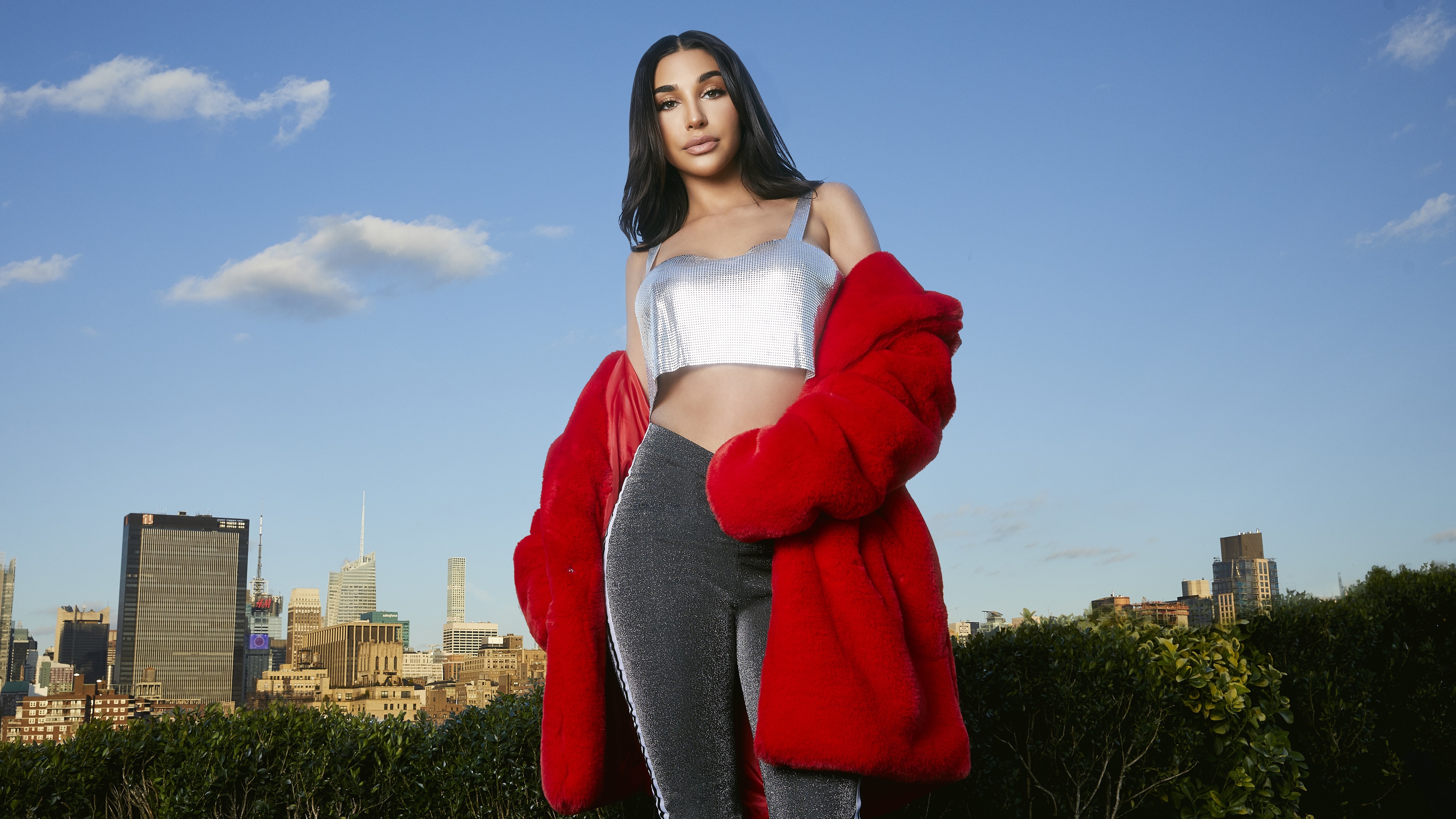 Chantel Jeffries Boohoo Photoshoot 2019 - Chantel Jeffries Wallpaper Iphone - HD Wallpaper 