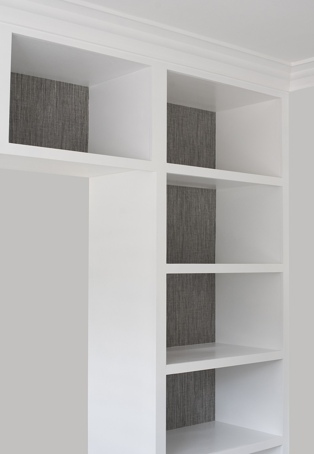 Wall Papered Built Ins - HD Wallpaper 