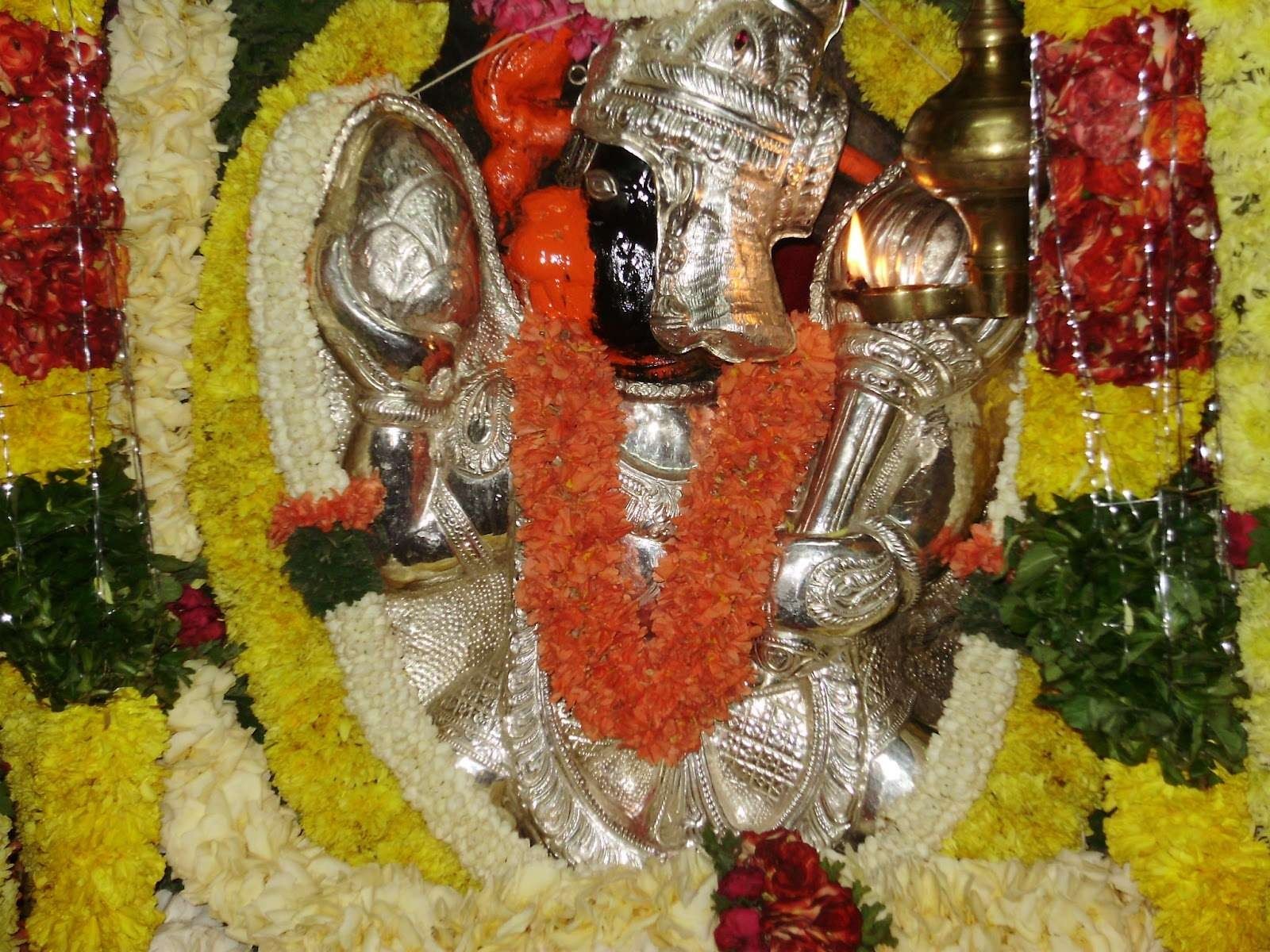 Anjaneya Lord Hanuman Wallpaper - God Photos Anjaneya - HD Wallpaper 