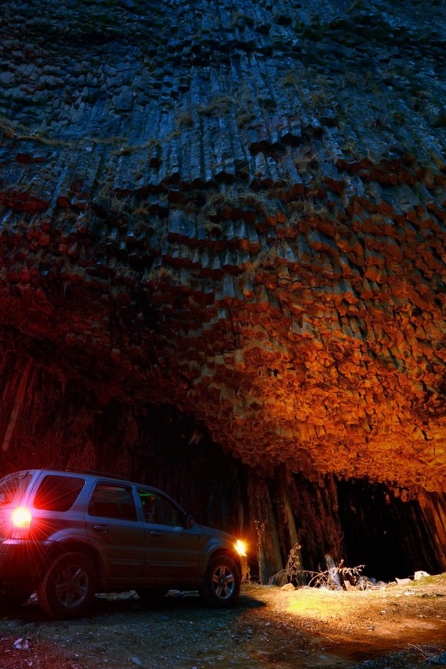 Armenia Garni Dark Wood Mountain With Car Nature Iphone - Tablet Computer - HD Wallpaper 