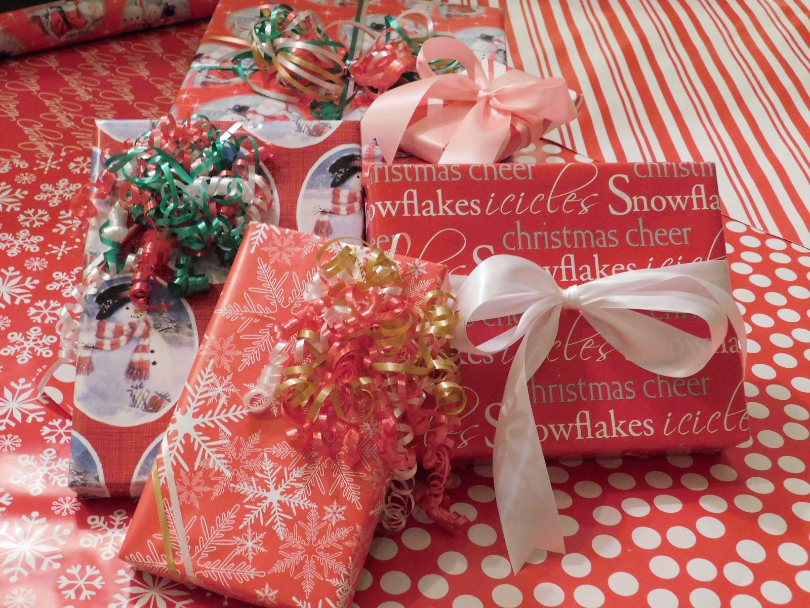 Wrapping Paper - HD Wallpaper 