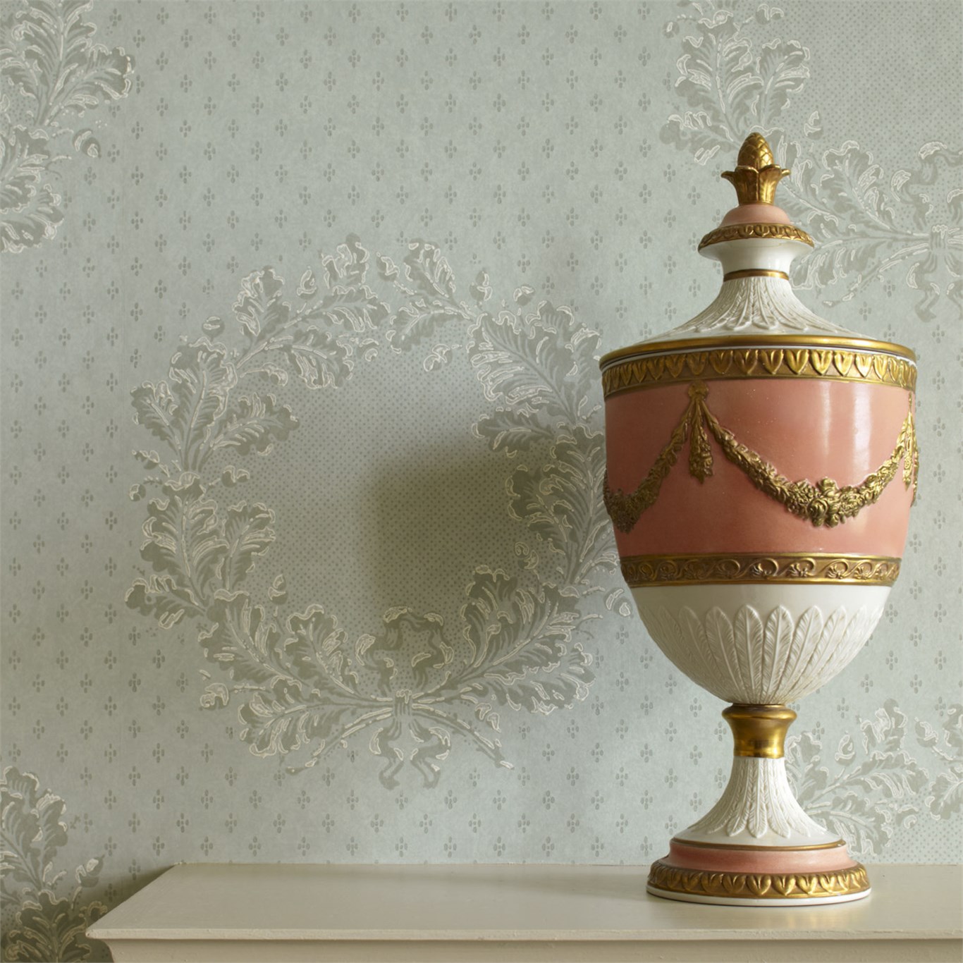 New Oak Garland, A Wallpaper By Zoffany, Part Of The - Wallpaper - HD Wallpaper 