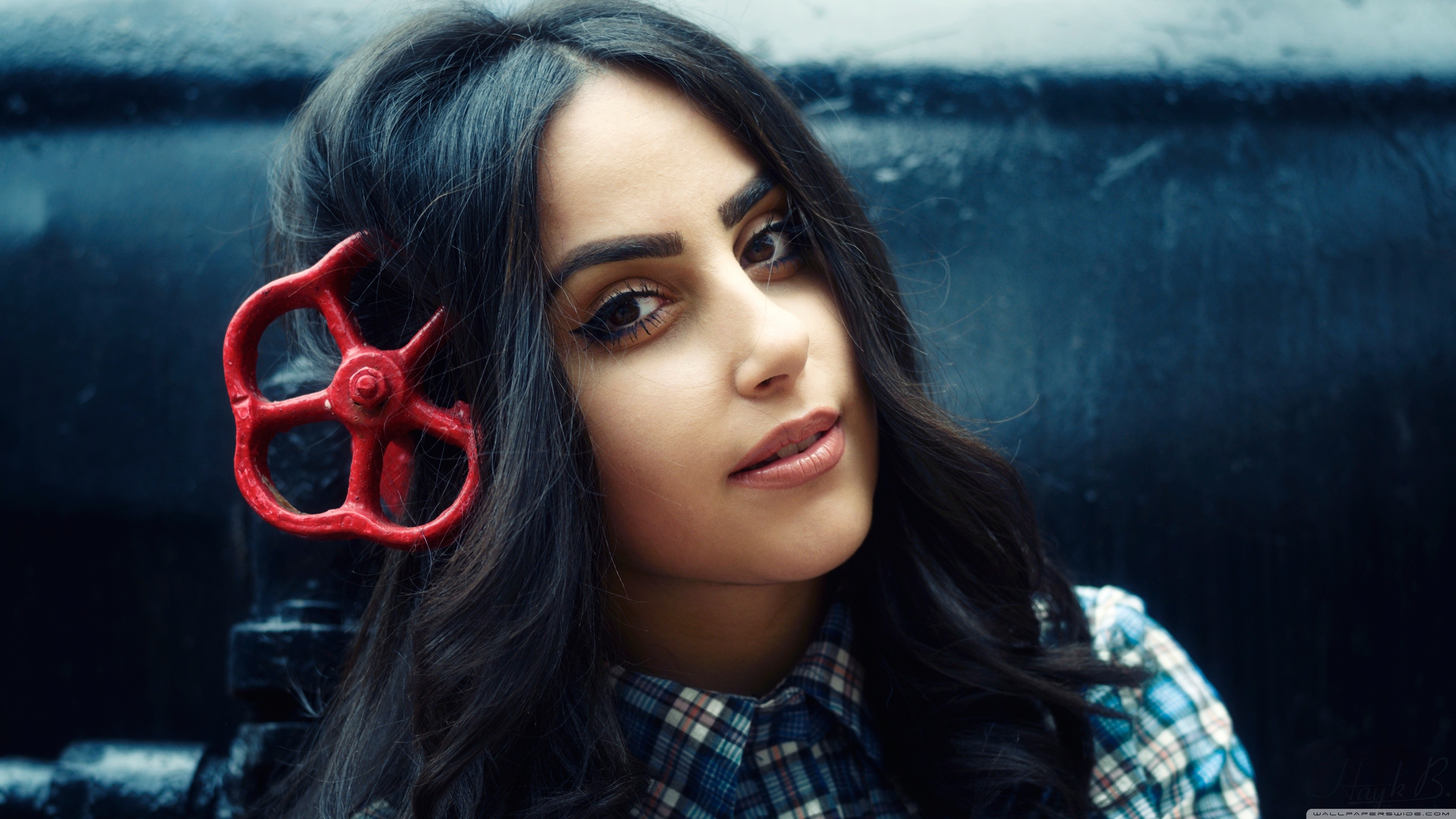 Armenia Ann Hd Wallpaper - Woman Armenia - HD Wallpaper 