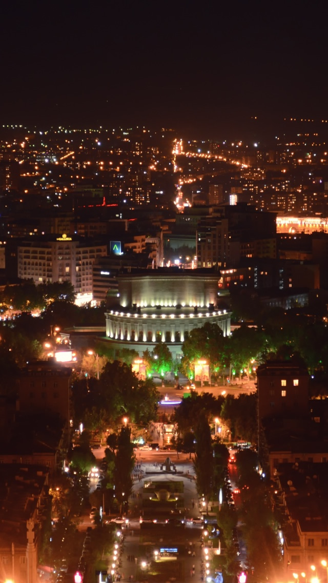 Armenia Yerevan At Night Iphone Wallpaper - Armenia Iphone Background - HD Wallpaper 