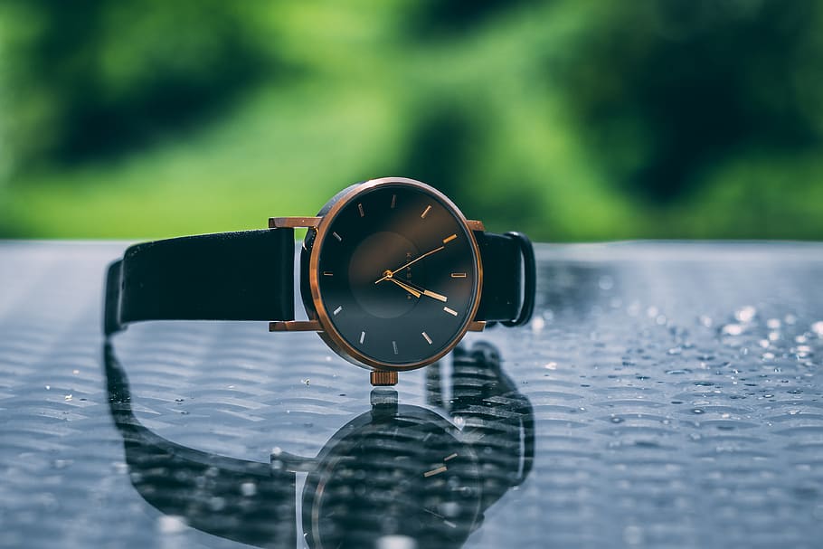 Watch, Product, Aesthetic, Classy, Rich, Lifestyle, - Analog Watch - HD Wallpaper 