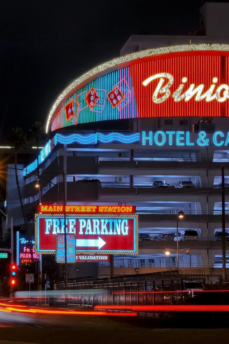 Wallpaper Las Vegas, Buildings, Evening, Entertainment - Las Vegas - HD Wallpaper 