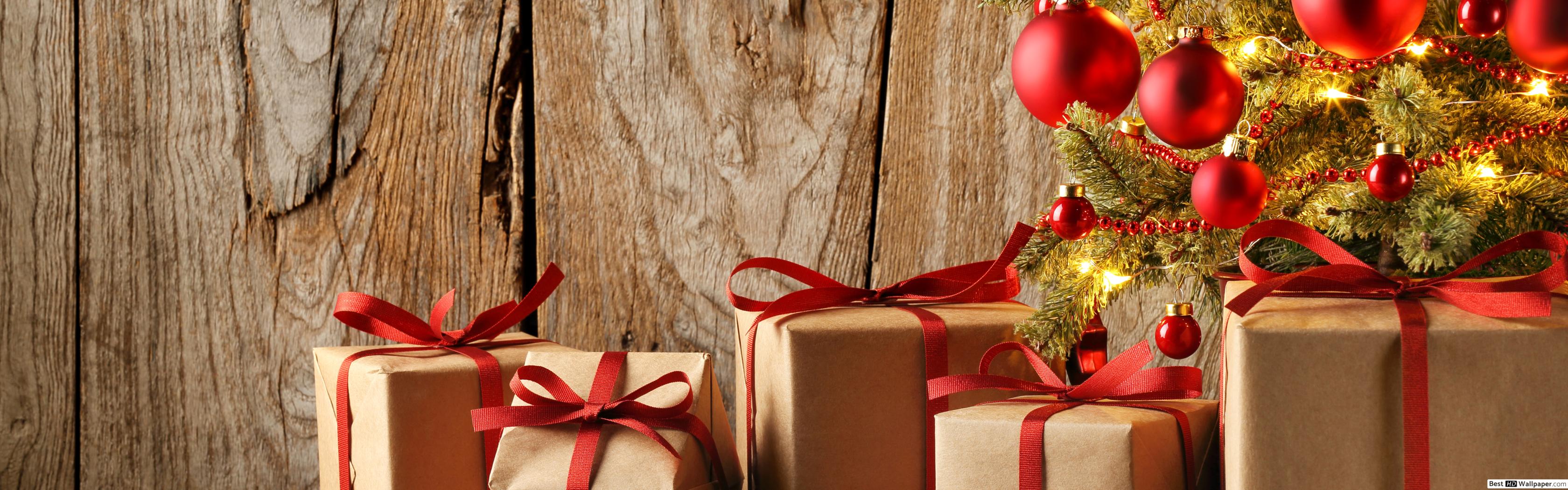 Christmas Tree And Gift - HD Wallpaper 