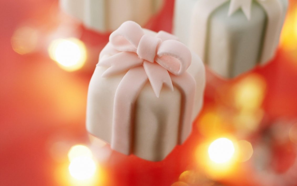 Download Wallpaper Candies In Shape Of Gift Box - Sweet Candies - HD Wallpaper 