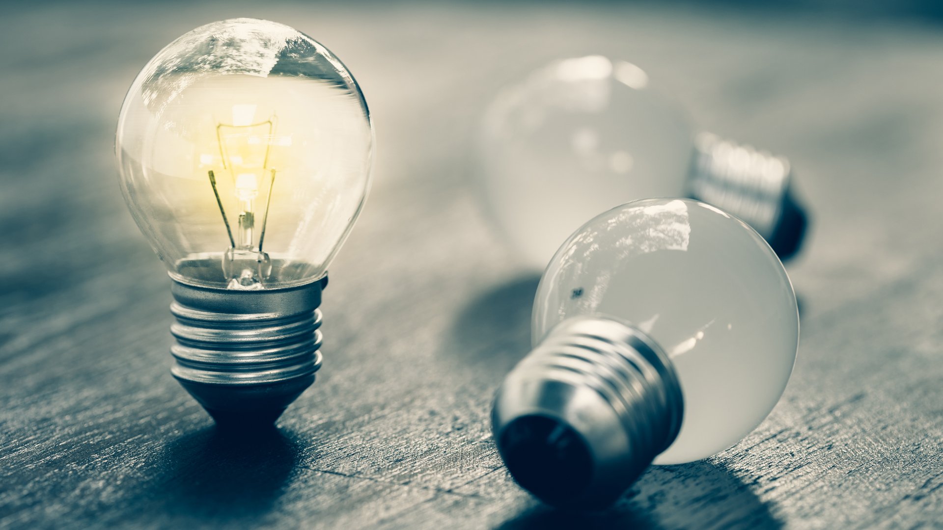 Incandescent Light Bulb - HD Wallpaper 