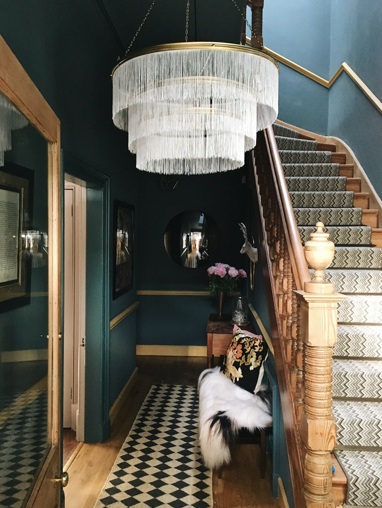 A Deep Hued Entrance, Creating A Bold And Dynamic Space - Inchyra Blue Hallway - HD Wallpaper 