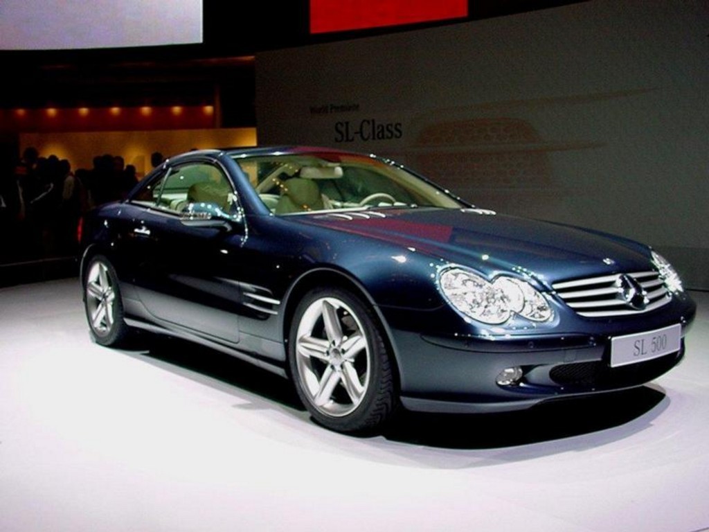 Mercedes Car Wallpaper - Mercedes Car - HD Wallpaper 