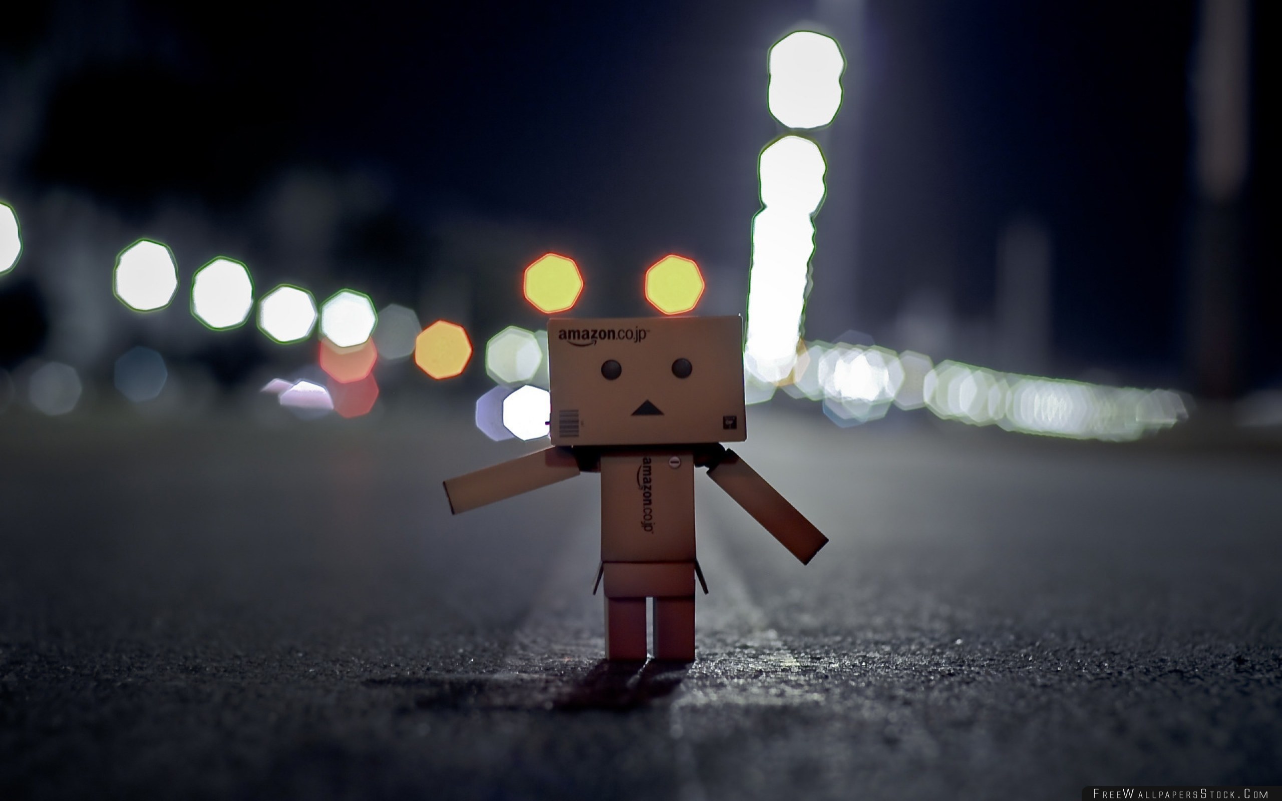 Box Man Wallpaper Hd - HD Wallpaper 