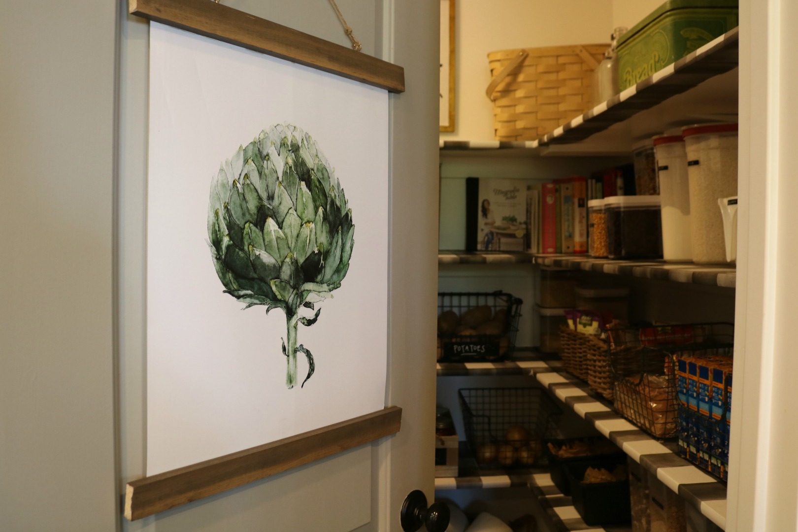 Shelf - HD Wallpaper 