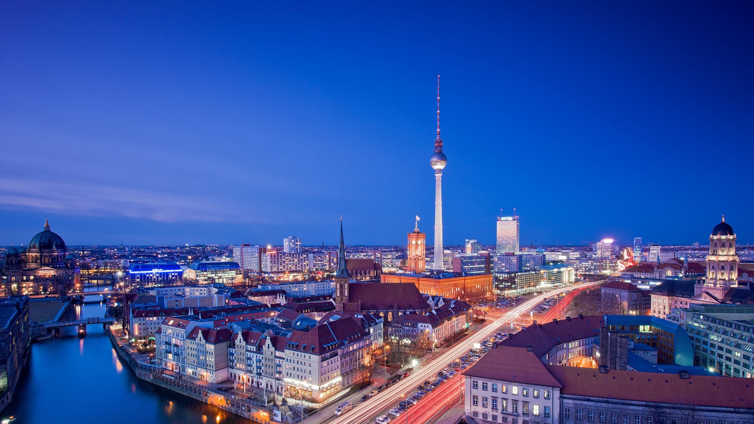 Berlin Wallpaper Phone Is 4k Wallpaper > Yodobi 
 Data-src - Berlin Wallpaper 4k - HD Wallpaper 