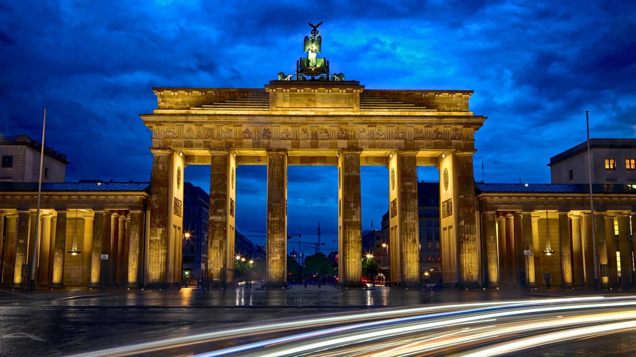 Brandenburg Gate - HD Wallpaper 