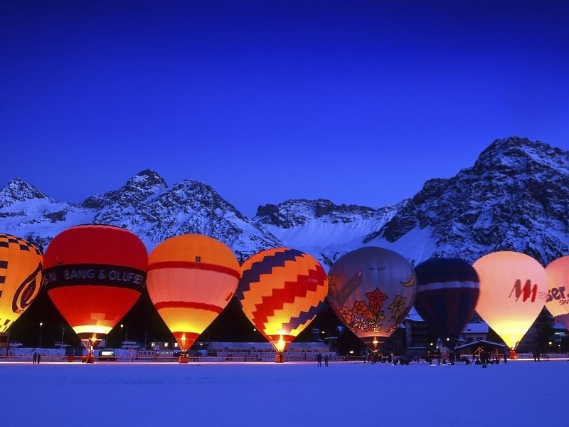 Hot Air Balloon Wallpapers - Arosa - HD Wallpaper 
