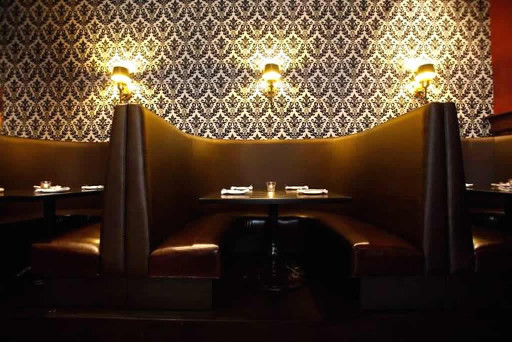 Obey Wallpaper For Room - Ceiling Fixture - HD Wallpaper 